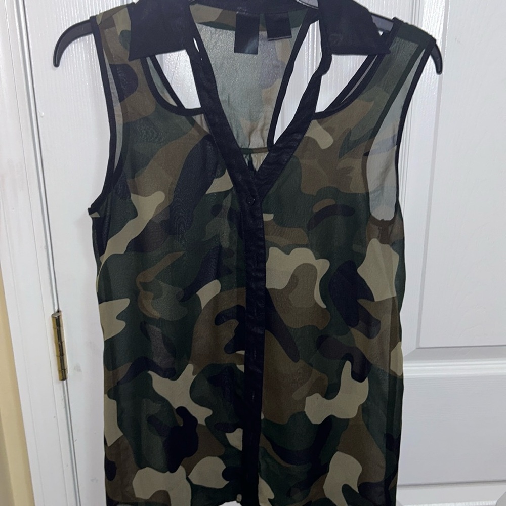 🦋Sheer sleeveless dress top 5/25$